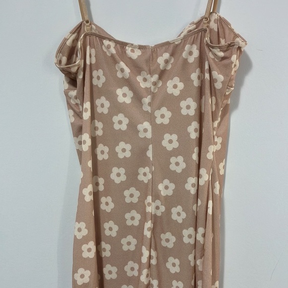 Tan Flower Dress-OS! - Picture 9 of 11
